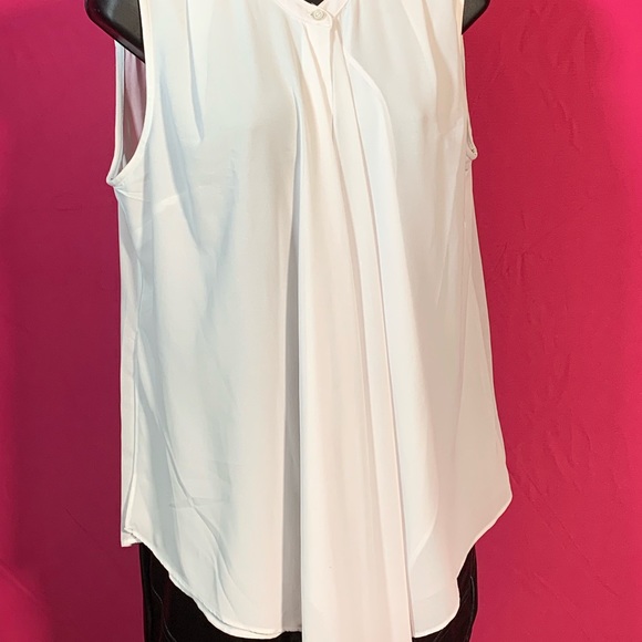 White sleeveless ruffle front blouse - Picture 4 of 8